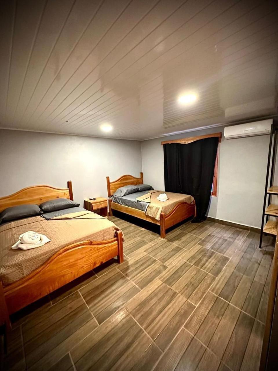 Blasina Beer Hostel 보케테 외부 사진