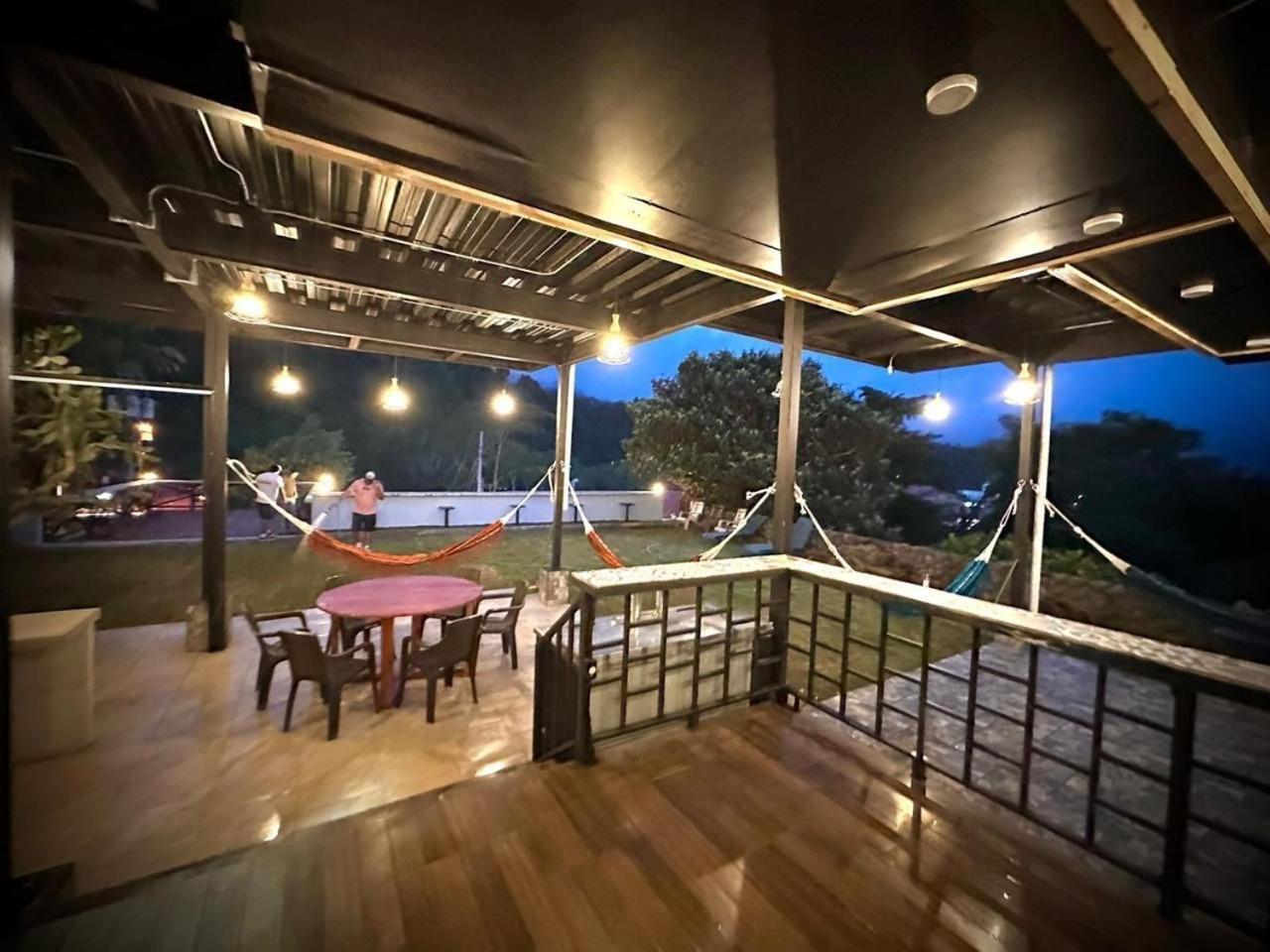 Blasina Beer Hostel 보케테 외부 사진