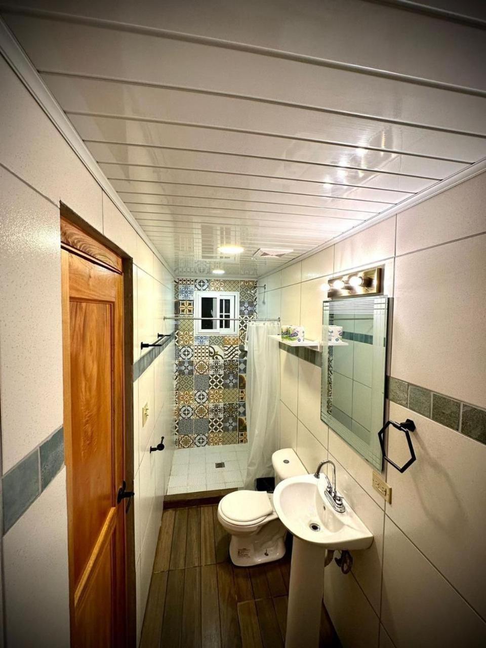 Blasina Beer Hostel 보케테 외부 사진
