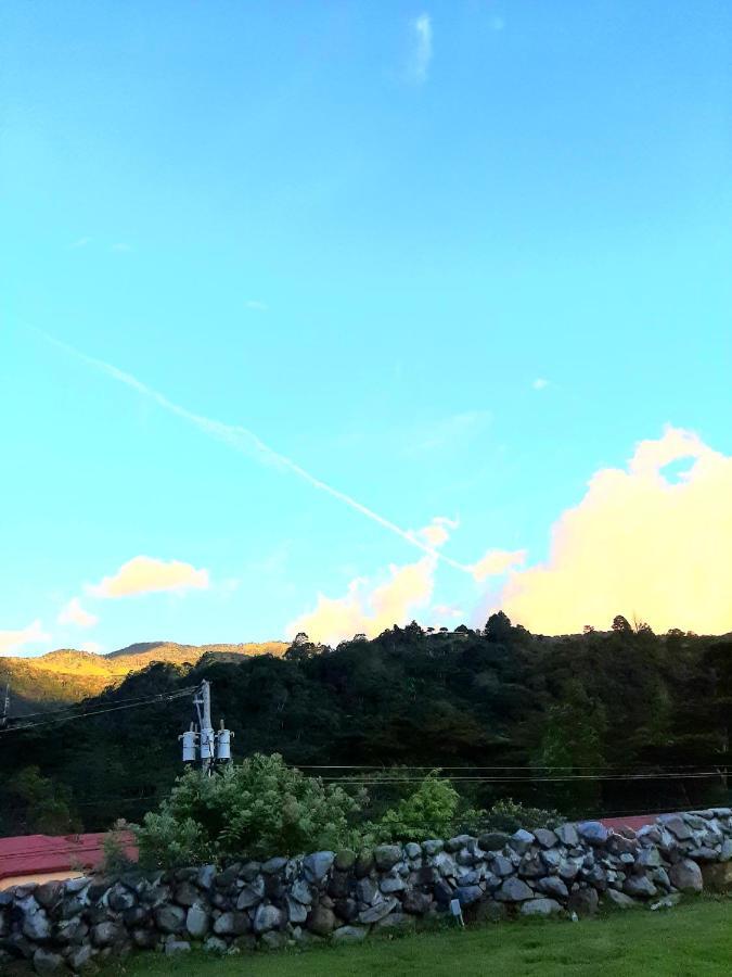 Blasina Beer Hostel 보케테 외부 사진